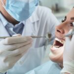 Un dentiste alerte : 2 boissons matinales populaires à éviter absolument pour votre santé bucco-dentaire
